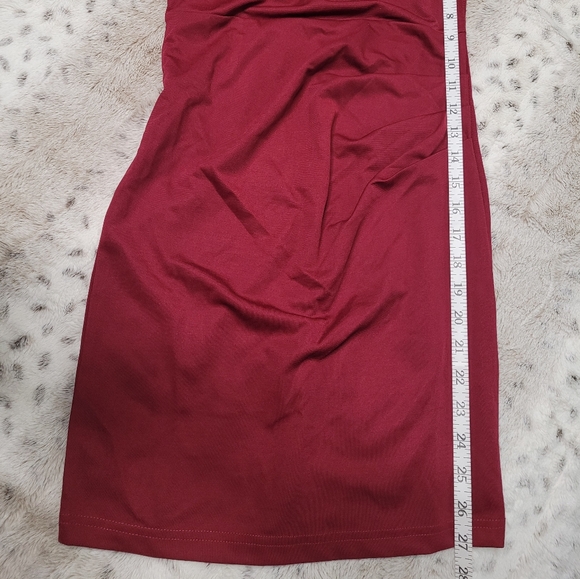 NWOT Knotted Sexy, Sleevless V Neck Dress. Burgundy Size Small. - Picture 9 of 15